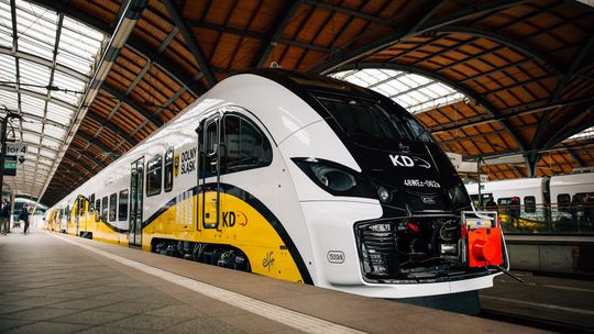 Koleje Dolnośląskie z najlepszym wynikiem w historii i wielkimi inwestycjami w tle