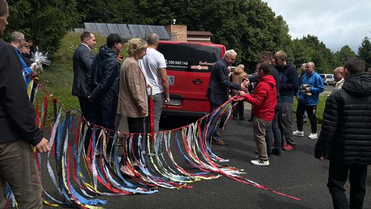 🚐Nowy bus dla mieszkańców DPS „Junior” w Miłkowie! 🚐