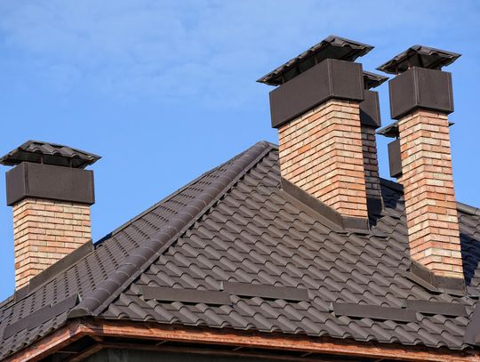 Komin w domu – co warto wiedzieć na jego temat?