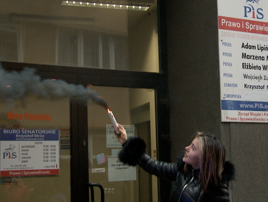 Marsz żałobny w Jeleniej Górze