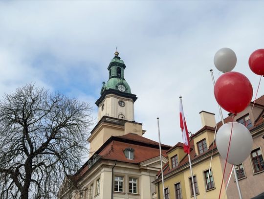 Miasto rozdaje biało-czerwone!