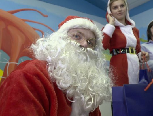 Mikołaj w Wojewódzkim Centrum Szpitalnym Kotliny Jeleniogórskiej