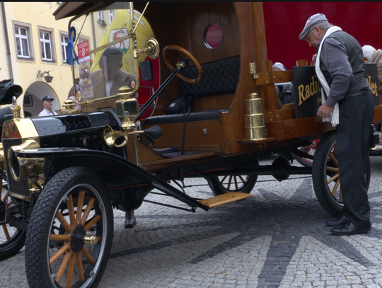 Motoryzacyjne klasyki w Jeleniej Górze