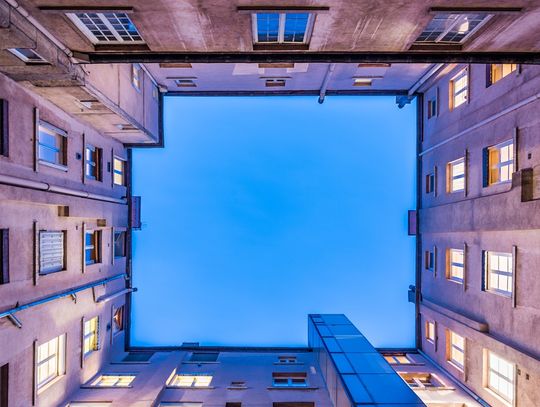 Na czym polega profesjonalne osuszanie budynków?