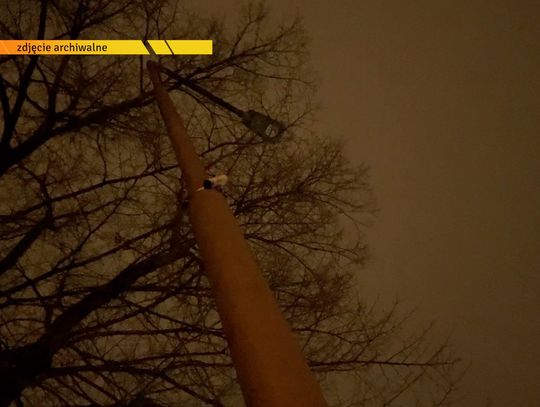 „Niejasności” z oświetleniem w Jeleniej Górze