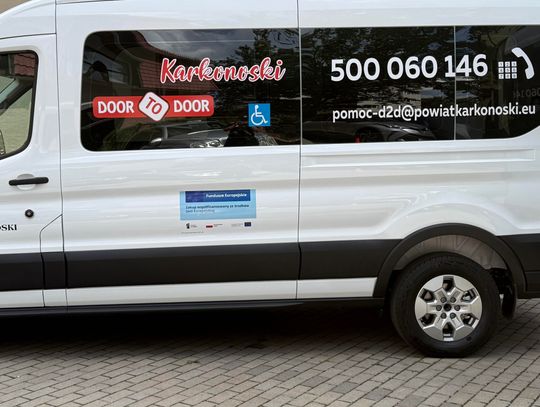 ♿Nowy bus „door‑to‑door” dla mieszkańców Powiatu Karkonoskiego  - jak skorzystać z door-to-door?