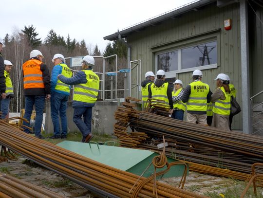 Radni wizytowali rozbudowę oczyszczalni w Szklarskiej Porębie Radni wizytowali rozbudowę oczyszczalni w Szklarskiej Porębie