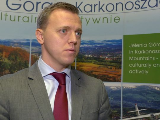 Rafał Mrugała zastąpi Piotra Miedzińskiego w składzie Rady Miejskiej Jeleniej Góry