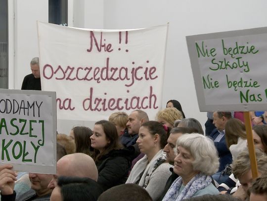 Spór o szkołę w Sosnówce się zaostrza