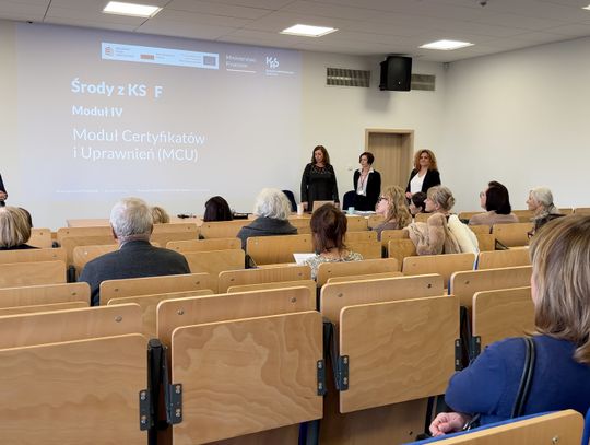 "Środy z KSeF" w jeleniogórskiej skarbówce