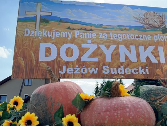 Świetna zabawa na dożynkach w Jeżowie Sudeckim