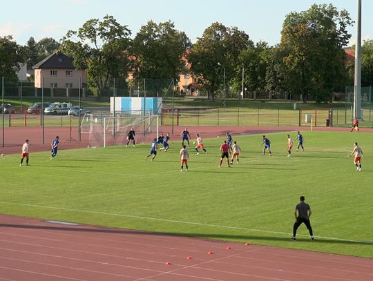 Trzy punkty dla Karkonoszy Jelenia Góra!