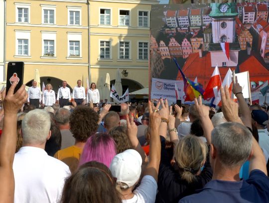 Wiec Donalda Tuska w Jeleniej Górze