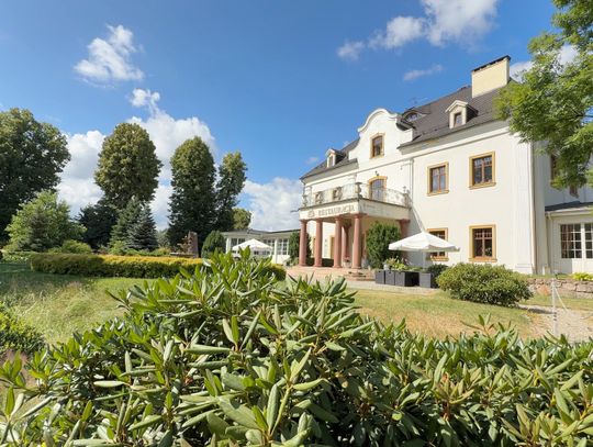 Wyjątkowa wystawa połączona z pokazem lnianej mody i koncertem