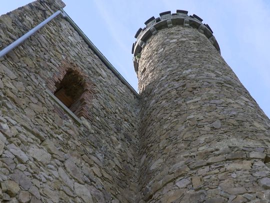 Zamek Henryka - warto odwiedzić