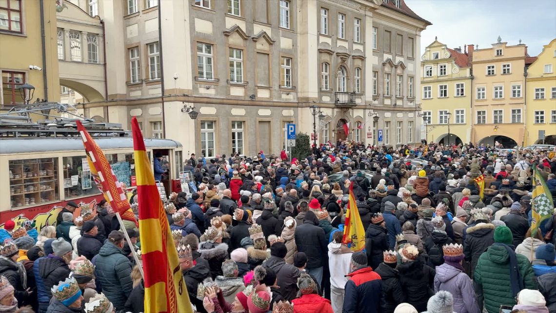 𝟲 𝘀𝘁𝘆𝗰𝘇𝗻𝗶𝗮 𝟮𝟬𝟮𝟱 roku w Jeleniej Górze odbył się XIV Karkonoski Orszak Trzech Króli