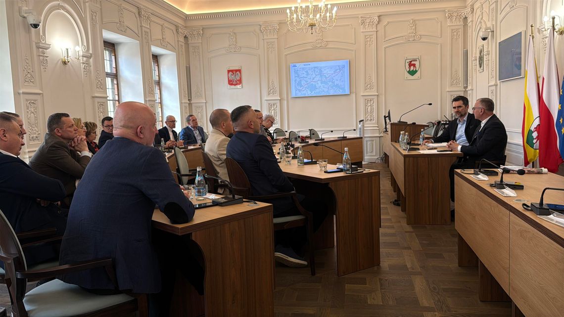 Czas przejazdu pociągiem na trasie Jelenia Góra - Wrocław skróci się do ok. 1 godz. 30 min.