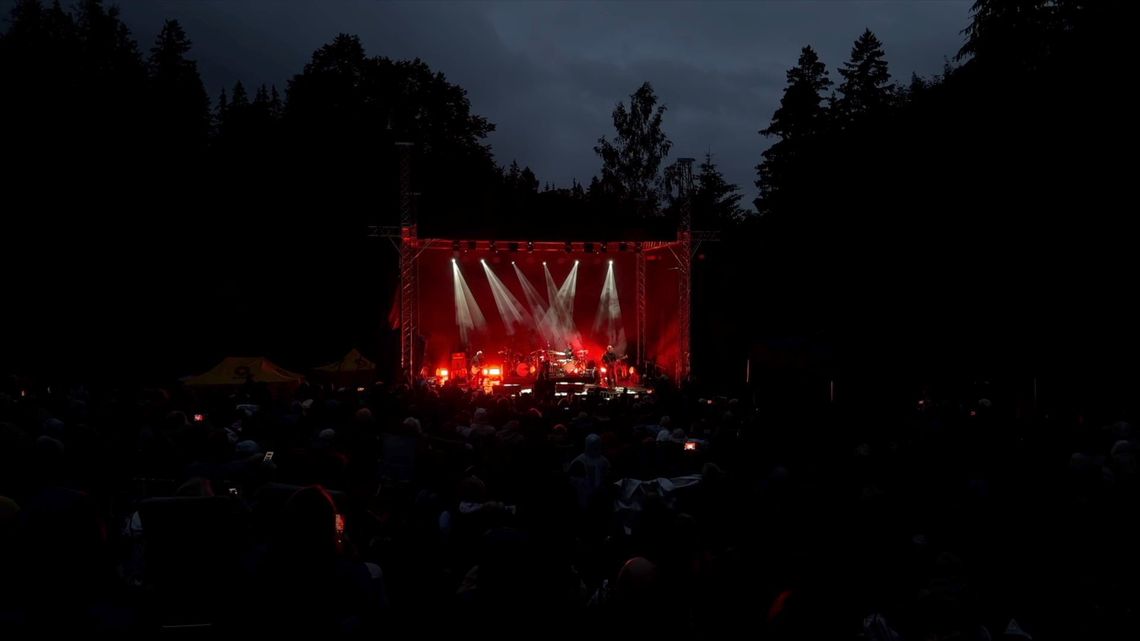 Drugi dzień festiwalu Gitarą i...