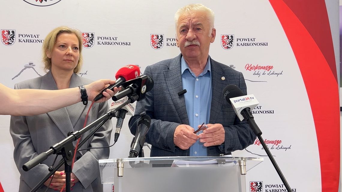 Jakie są wyniki audytu dotyczącego postępowania związanego z remontem drogi 366?