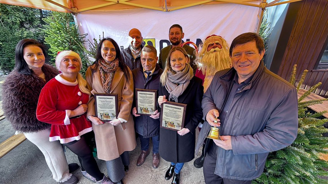 Od ciasta pszczelego po pasieki edukacyjne - podsumowujemy rok pomocy dla pszczelarzy! Od ciasta pszczelego po pasieki edukacyjne - podsumowujemy rok pomocy dla pszczelarzy!