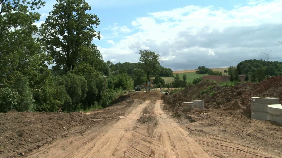 Otwarcie przebudowanego odcinka drogi krajowej nr 5 w okolicach Bolkowa