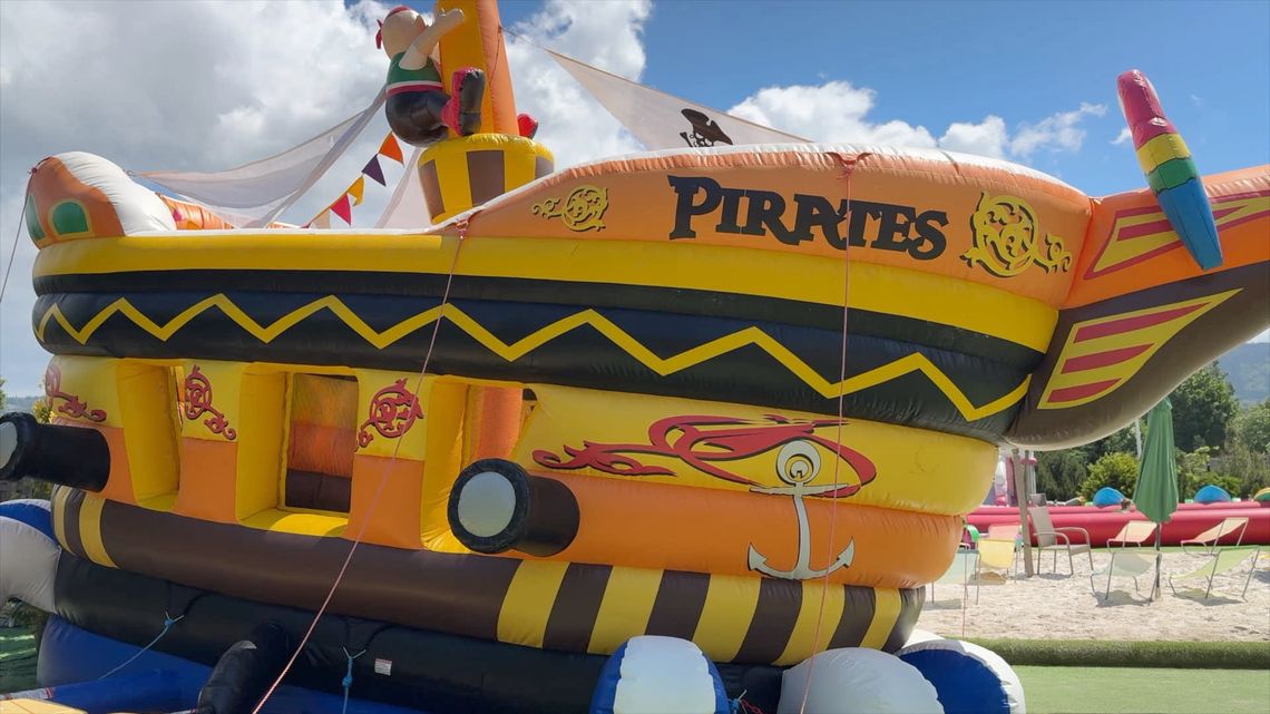 Pałacowa Bawialnia – atrakcja tuż przy Parku Miniatur Zabytków Dolnego Śląska w Kowarach Pałacowa Bawialnia – atrakcja tuż przy Parku Miniatur Zabytków Dolnego Śląska w Kowarach