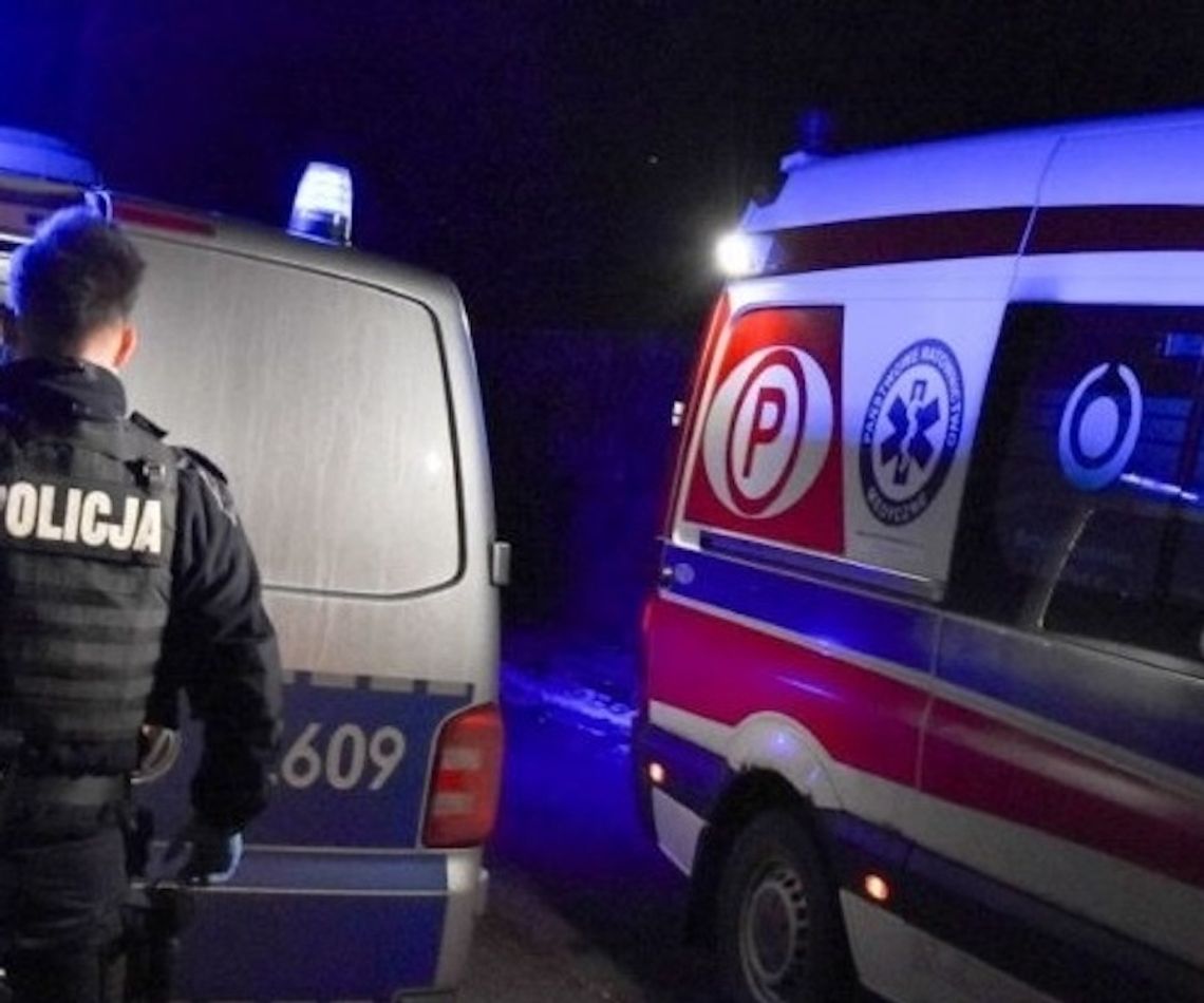Pijany wyskoczył z pędzącego auta, a później pobił sanitariusza