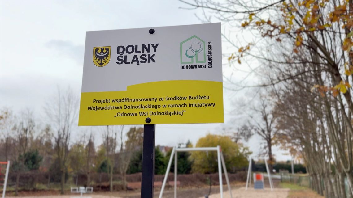 Plac zabaw w Starej Kamienicy - nowa inwestycja dla najmłodszych!