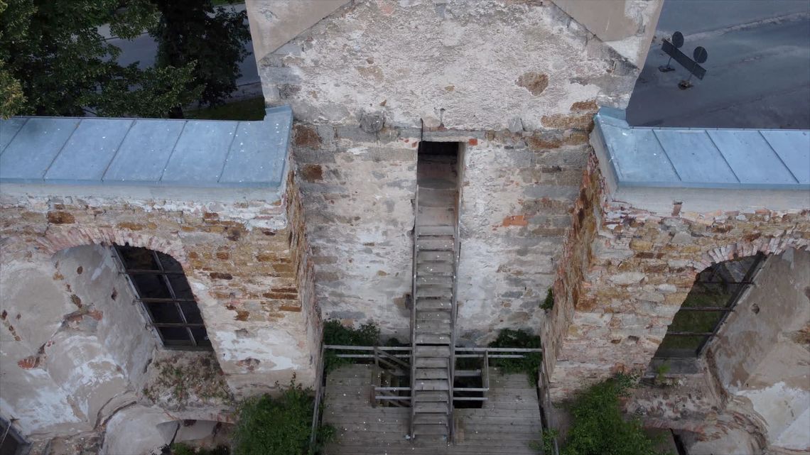 Po świętach ruszą prace zabezpieczające ruiny kościoła w Miłkowie