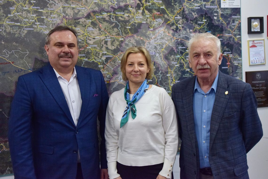 Polityczne trzęsienie ziemi w powiecie karkonoskim Polityczne trzęsienie ziemi w powiecie karkonoskim