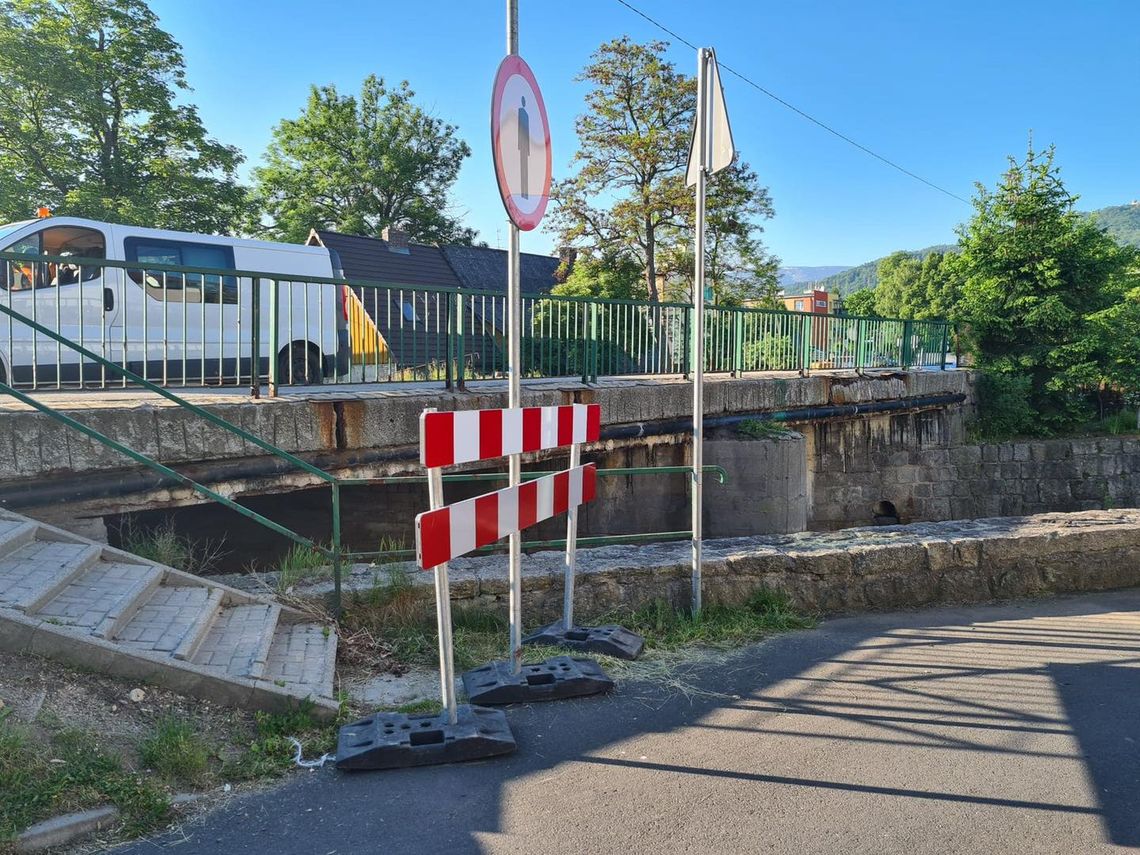 Remont mostu w Sobieszowie