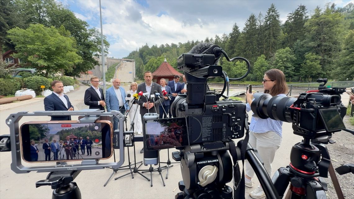 To już pewne, zwiększy się przepustowość zrzutu wody na zaporze Pilchowice! To już pewne, zwiększy się przepustowość zrzutu wody na zaporze Pilchowice!