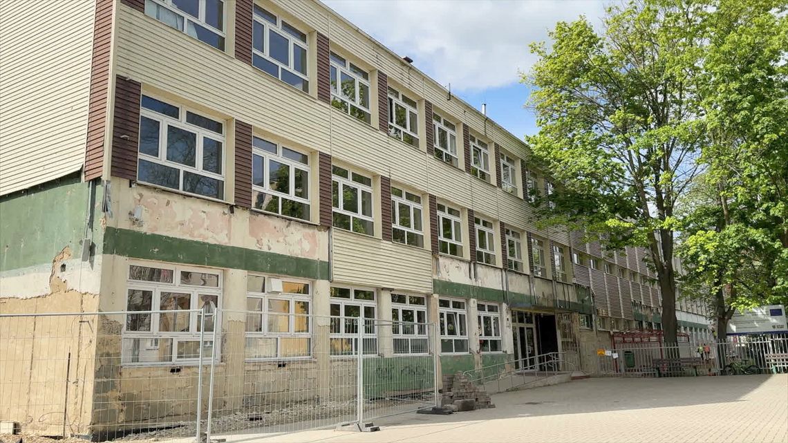 Trwa wyczekiwana termomodernizacja SP NR 8