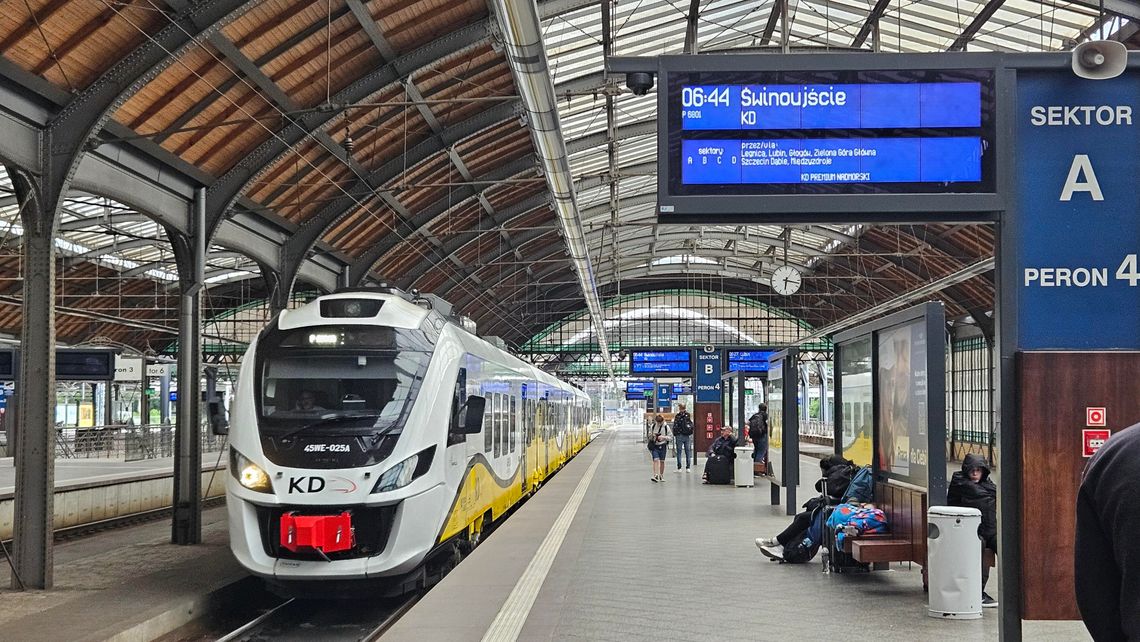 Wakacyjny hit Kolei Dolnośląskich wraca na tory!