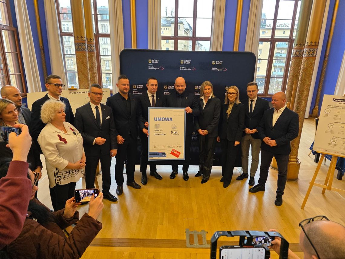 Współpraca Samorządu Dolnego Śląska i Wrocławia z przewoźnikami na kolejne pięć lat