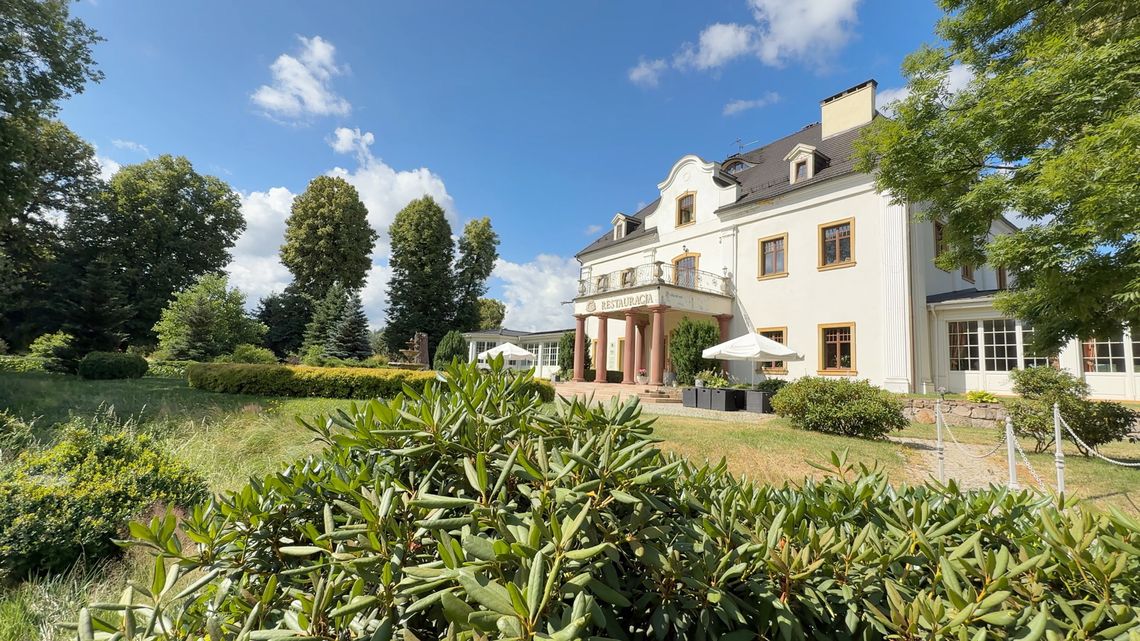 Wyjątkowa wystawa połączona z pokazem lnianej mody i koncertem